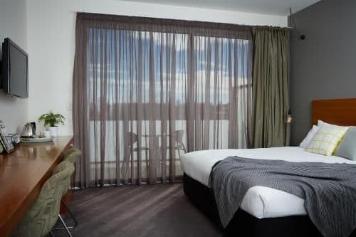 Deluxe King Room with Terrace