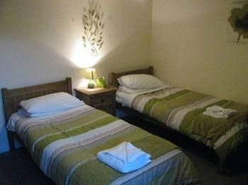 Common Farm Motel4