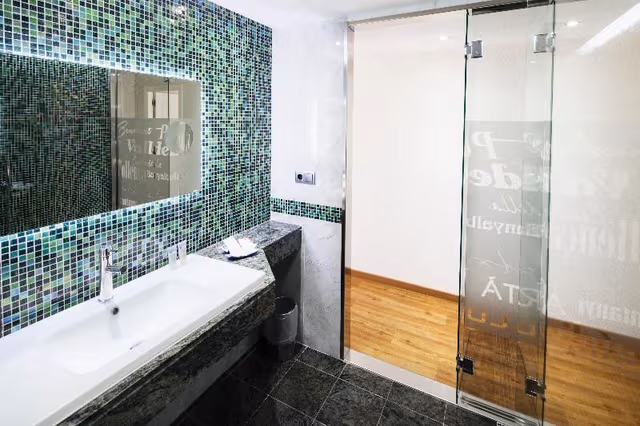 JUNIOR SUITE SIDE SEA VIEW