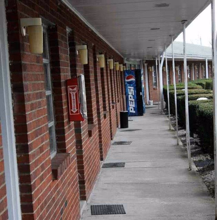 Windsor Motel1