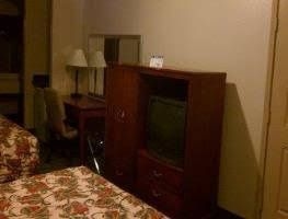 Knights Inn & Suites - City Center Edinburg/McAllen4