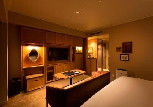 Deluxe Double Room with Club Lounge Access - Non-Smoking - A type