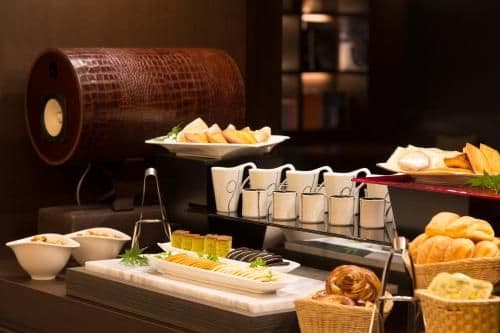 Deluxe Double Room with Club Lounge Access - Non-Smoking - A type