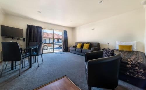 One-Bedroom Suite