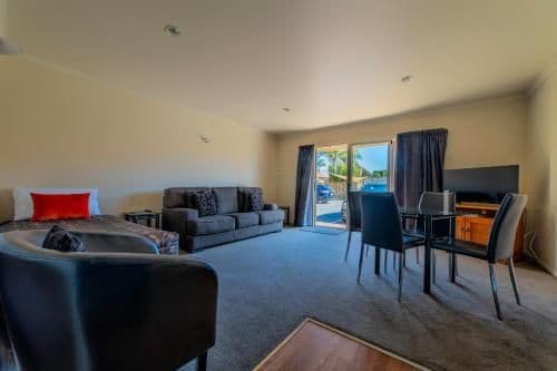 One-Bedroom Suite