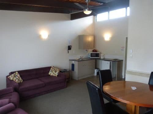 One-Bedroom Apartment Downstairs