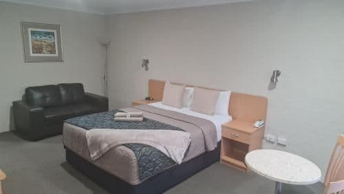 Executive Queen Room