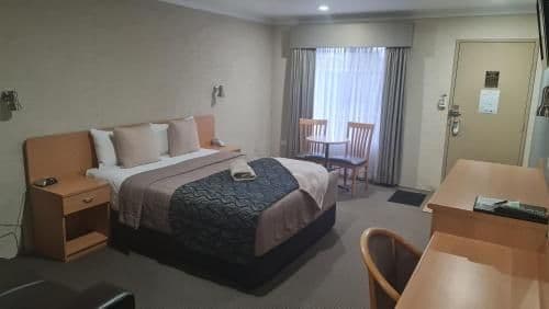 Executive Queen Room