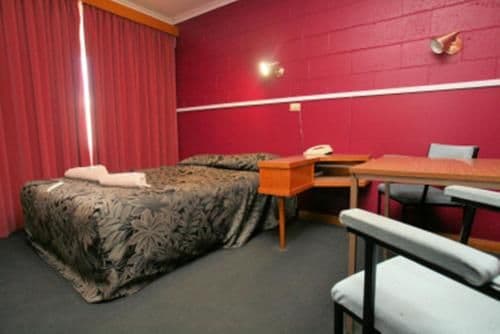 Standard Queen Room