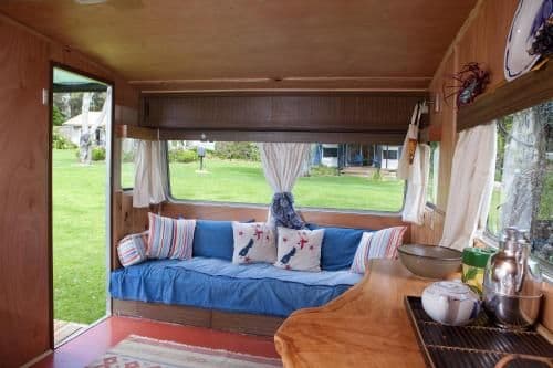 Classic Caravan with Shared Bathroom