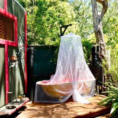 Caravan with Shared Bathroom