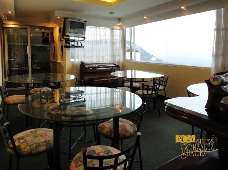 Hotel Suites Gonzalez Suarez1