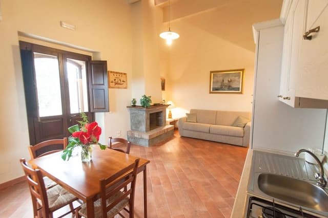 APARTMENT CAPACITY 5 ONE BEDROOM