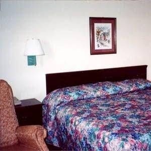 Budget Host Inn Charleston1