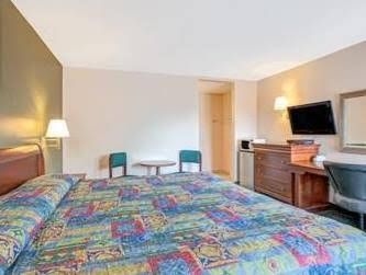 Knights Inn1