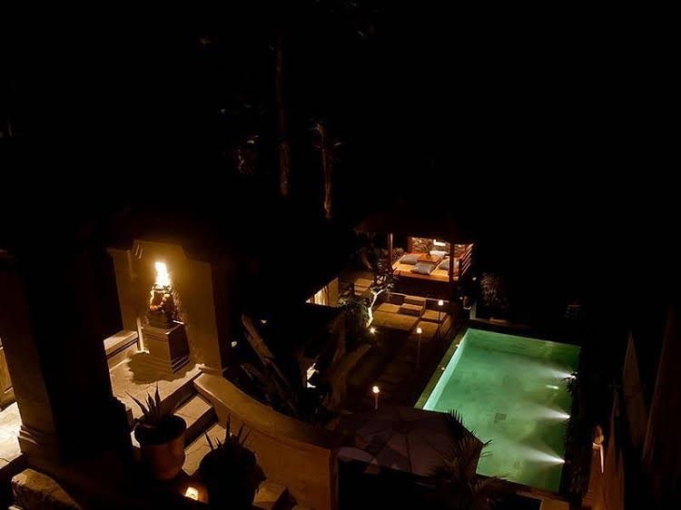 ดีเลกอน ลักชัวรี วิลลา (D'Legon Luxury Villas)0