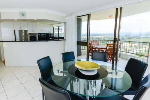 Deluxe Three-Bedroom Apartment