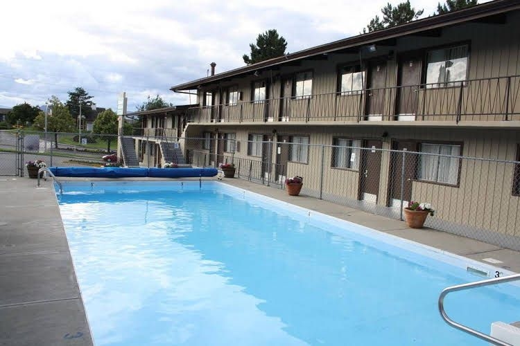 Columbia Motor Inn3
