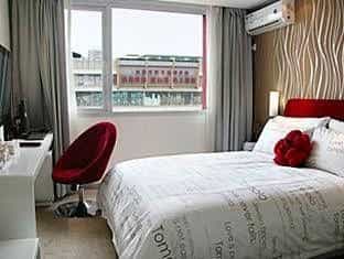 Yangtze River TOMOLO Hotel (Guangbutun Branch) Yangtze River TOMOLO Hotel (Guangbutun Branch)