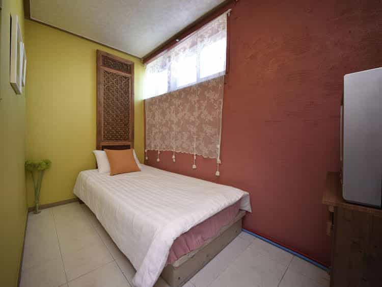 B&J Guesthouse B&J Guesthouse