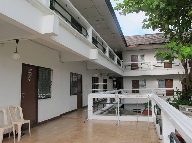 Neo Court1