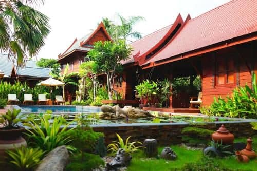 เรือนกนกไทยเฮาส์ รีสอร์ท เรือนกนกไทยเฮาส์ รีสอร์ท