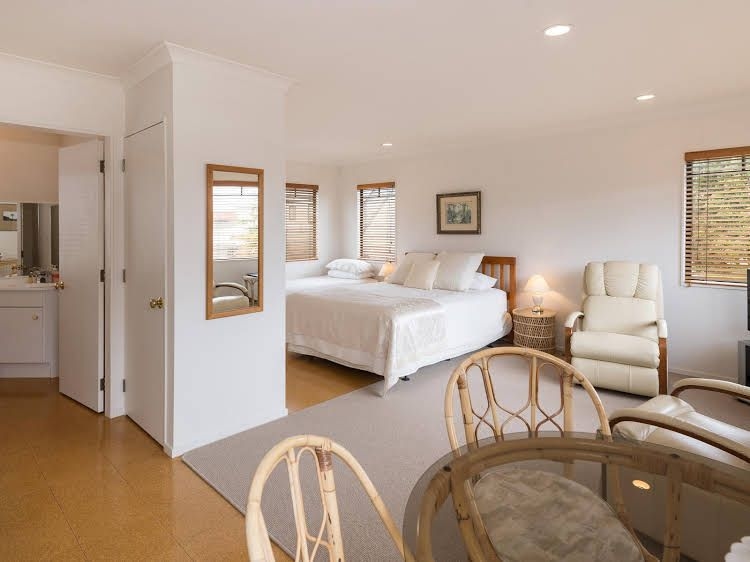 East West Apartments3