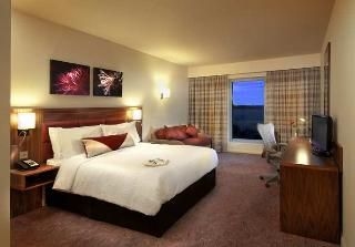 Hilton Garden Inn Luton North2