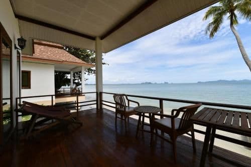 Villa - Beach Front