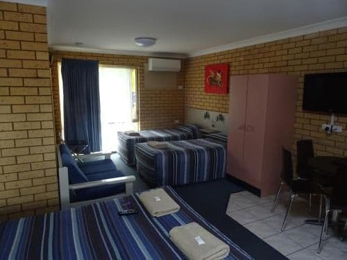 Family Room (2 Adults + 2 Children) (Non Pet-Friendly)