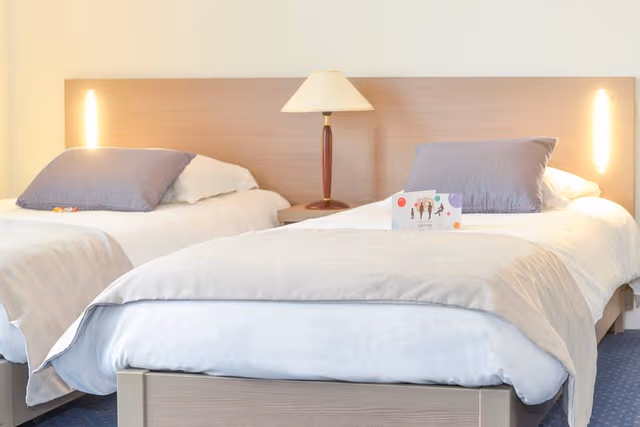 STUDIO TWO BEDS