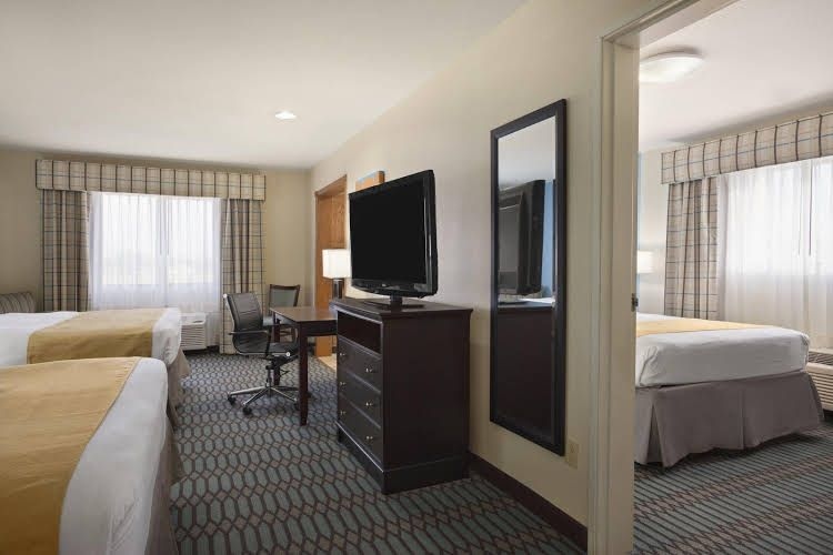Country Inn & Suites By Carlson Lubbock2