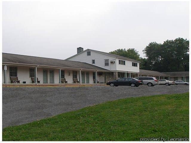 Red Carpet Inn & Suites Morgantown Red Carpet Inn & Suites Morgantown
