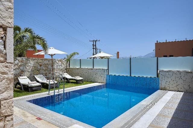JUNIOR SUITE WITH PRIVATE POOL