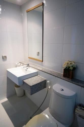 One-Bedroom Apartment - F