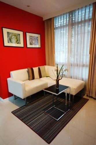 One-Bedroom Apartment -G