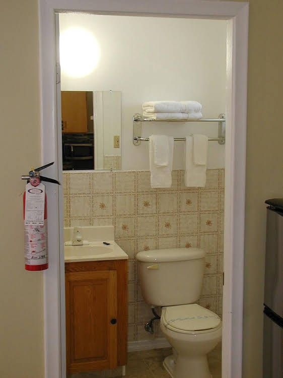 Almo Court Motel1