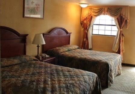 Summit Inn and Suites0