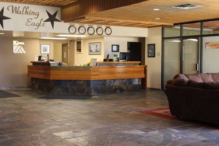 Walking Eagle Inn & Lodge4