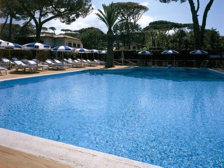 Avgvstvs Hotel & Resort1