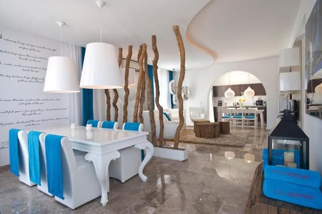 VILLA FOUR BEDROOMS