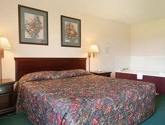 America's Best Value Inn Chenoa4
