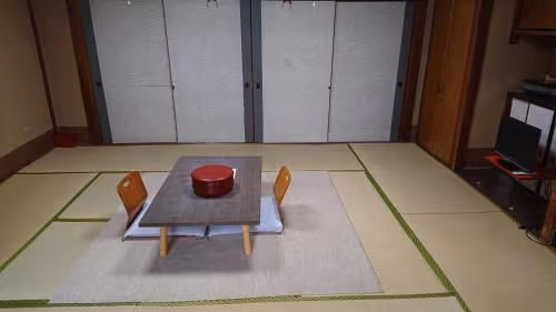 Quadruple Room with Shared Bathroom