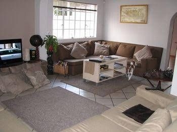 Jembjo's Knysna Lodge & Backpackers1