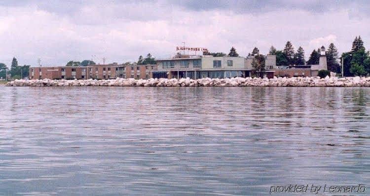 Lighthouse Inn - Two Rivers Lighthouse Inn - Two Rivers