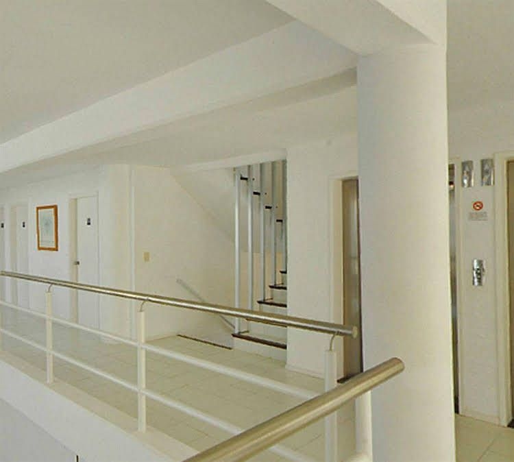 Hotel Las Olas Resort2