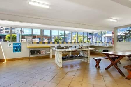 Apartment with Private Bathroom and Shared Kitchen