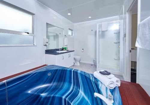 Studio with Hot Tub