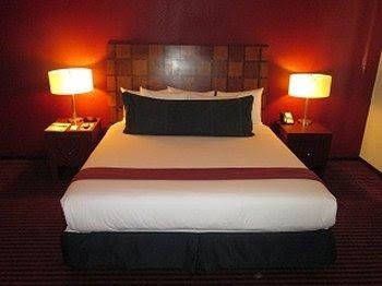 The Grand Hotel Dallas3