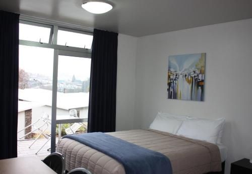 Hampshire Holiday Parks - Queenstown Lakeview3